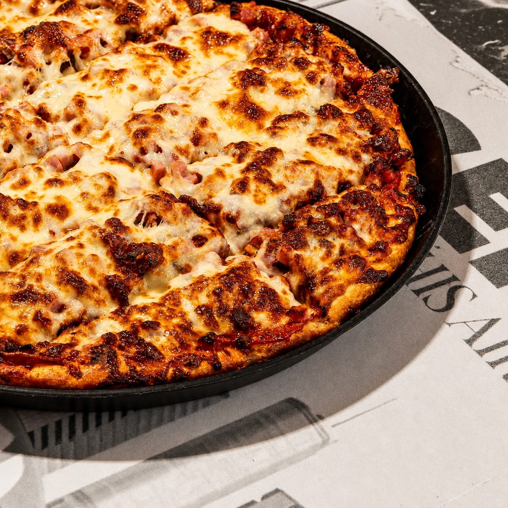 Large The Meatza.