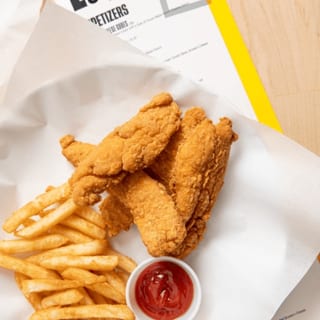 Chicken Tenders w/ Fries