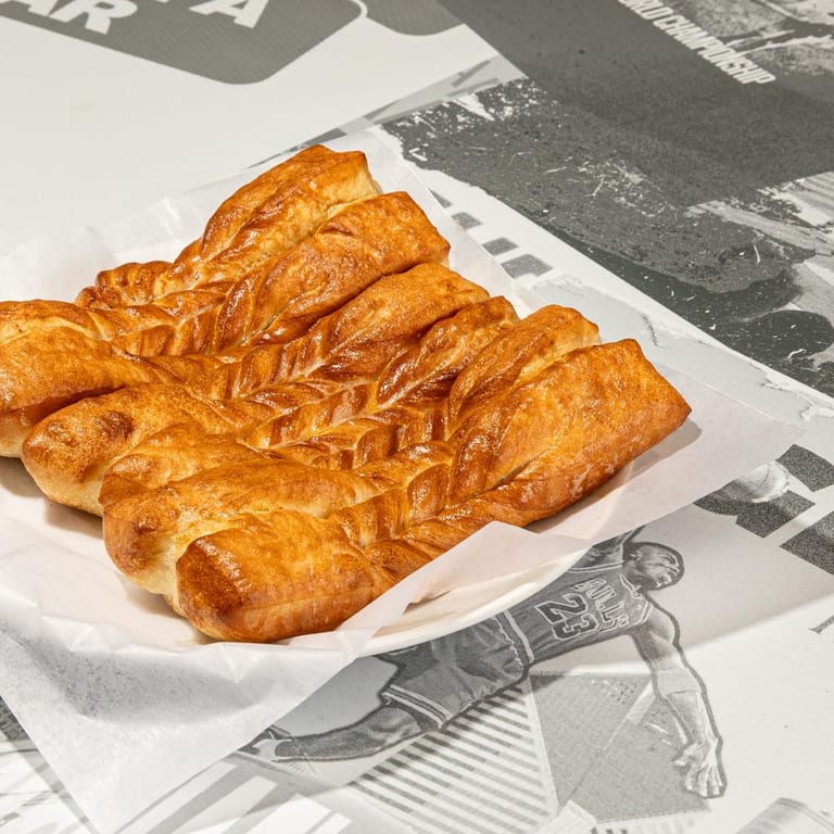 Satisfy Your Bar Food Cravings