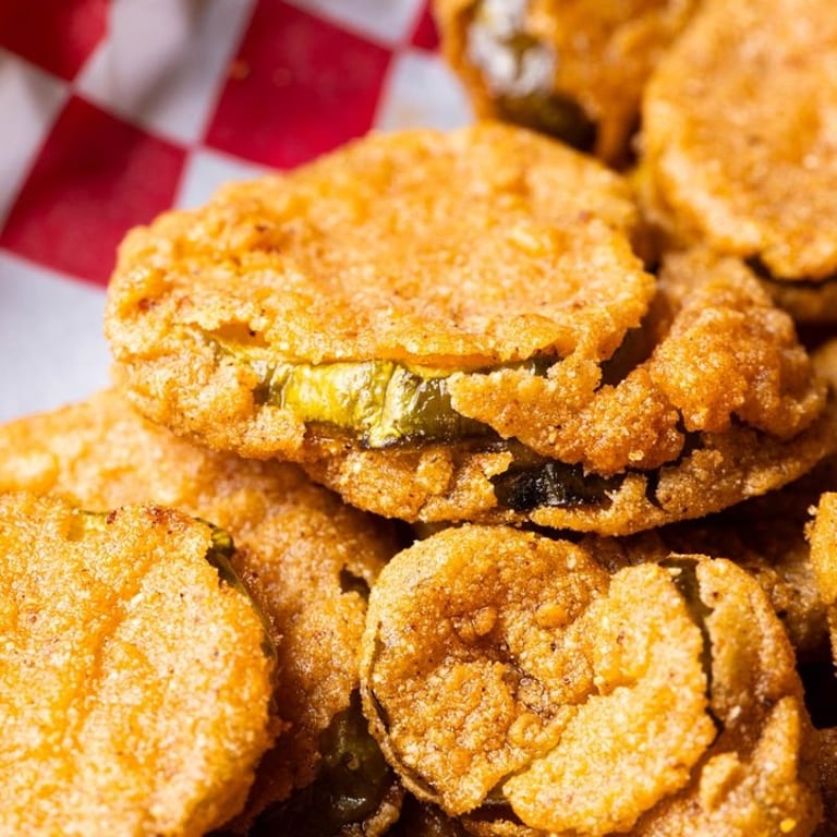 Crunchy Fried Pickles: A Tasty Appetizer Option